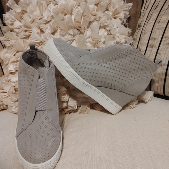 Mia hidden lift shoes size 8 - Picture 4 of 4